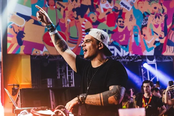 Carnaval no Mané abre vendas: veja line-up completo do evento