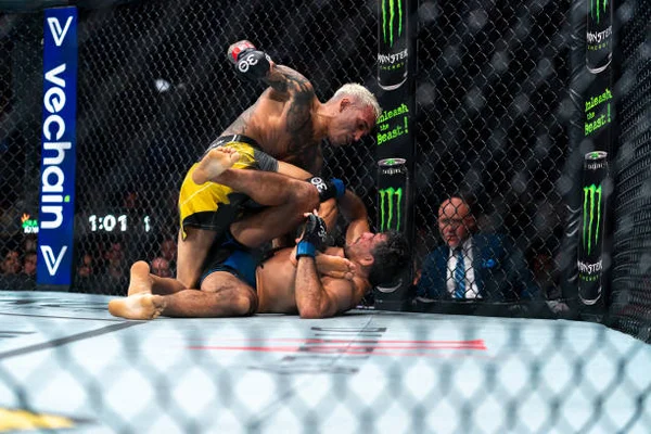 Vídeo: o fulminante nocaute de Do Bronx no UFC de Vancouver