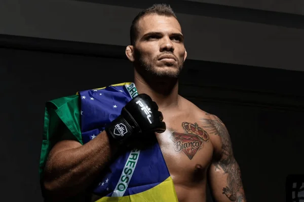 Bruce Souto, campeão mundial de Muay Thai