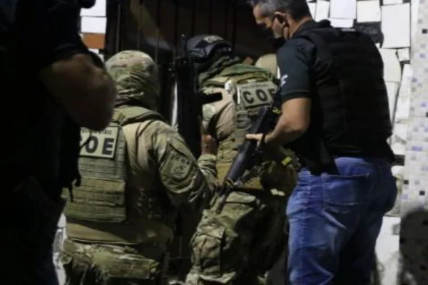 Responsável por descartar corpos de tio e sobrinho é preso na Bahia