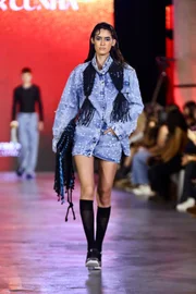 Jeans também traz modernidade Jeans também traz modernidade