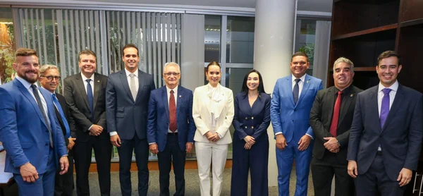 Com Ciro e vice da Paraíba, senadora Daniella Ribeiro volta ao PP - destaque galeria Com Ciro e vice da Paraíba, senadora Daniella Ribeiro volta ao PP - destaque galeria