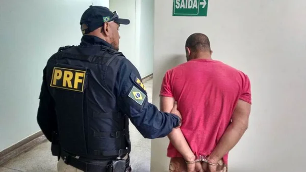 PRF prende foragido da Justiça acusado de abusar da filha e sobrinha