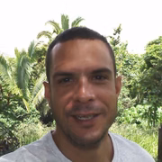 Rafael estava internado em uma clínica psiquiátrica quando foi transferido para a Penitenciária Feminina do Distrito Federal, conhecida como Colmeia Rafael estava internado em uma clínica psiquiátrica quando foi transferido para a Penitenciária Feminina do Distrito Federal, conhecida como Colmeia