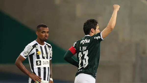 Palmeiras vence mais um clássico em triunfo tranquilo contra o Santos