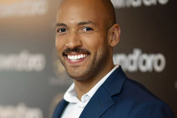 Pré-candidato do PL usa lanterna para flagrar pegação no Ibirapuera - destaque galeria Pré-candidato do PL usa lanterna para flagrar pegação no Ibirapuera - destaque galeria