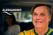 Alessandro é motorista de aplicativo Alessandro é motorista de aplicativo