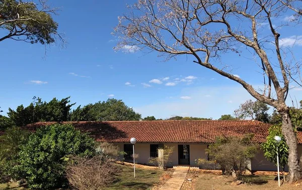 A casa do Rubem Braga, a do Chico Buarque e a de todos nós