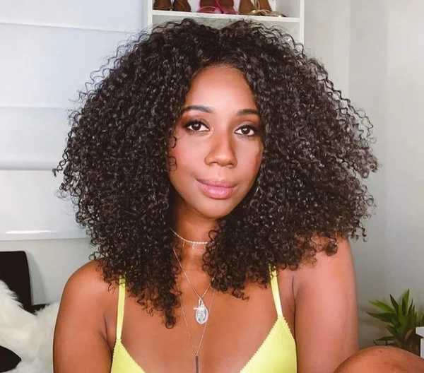Conheça o famoso apartamento de Camilla de Lucas, do BBB21