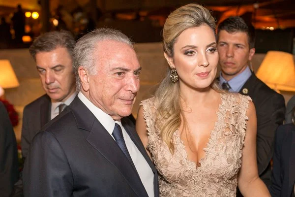 Marcela Temer pede à Lava Jato devolução de celular, iPad e cheques