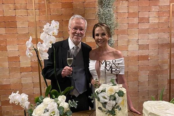 Ex-jornalista da Globo Alexandre Garcia se casa aos 79 anos