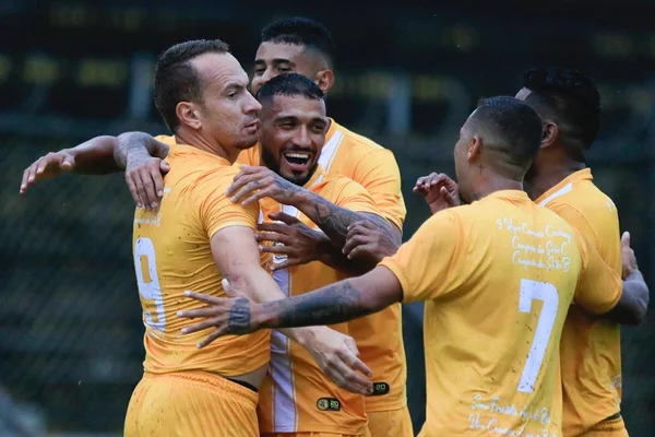 Brasiliense 3 x 0 Real Noroeste