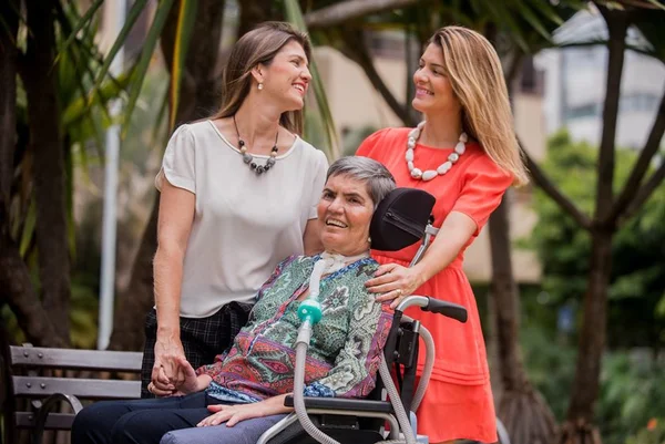 Amor que transborda por ela. Nenhuma dor é maior que o afeto por Lúcia