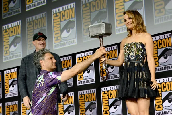 Kevin Feige, Taika Waititi e Natalie Portman anunciam Thor: Love and Thunder na San Diego Comic-Con 2019