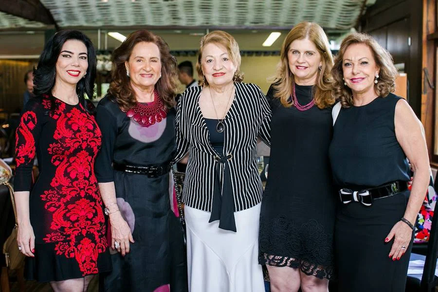 Suely Nakao, Gitana Lira, Marly Nogueira, Glaucia Benevides e Elizabeth Campos Suely Nakao, Gitana Lira, Marly Nogueira, Glaucia Benevides e Elizabeth Campos