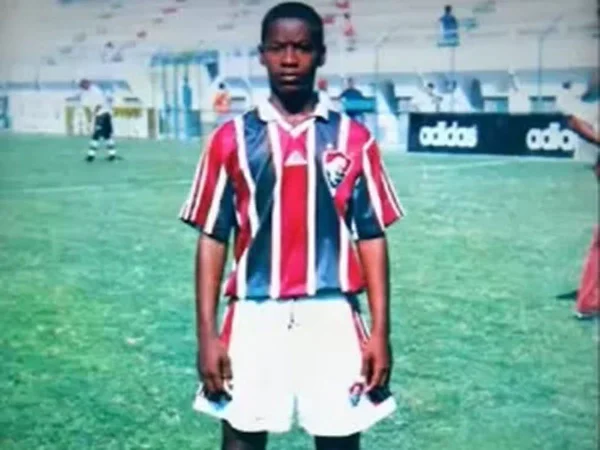 jogador do Fluminense