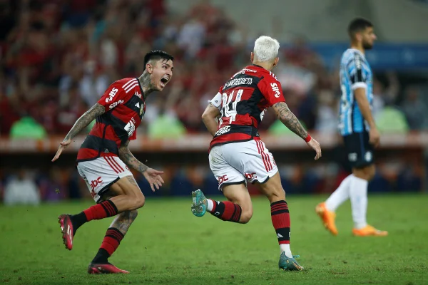 Arrascaeta e Pulgar - Metrópoles