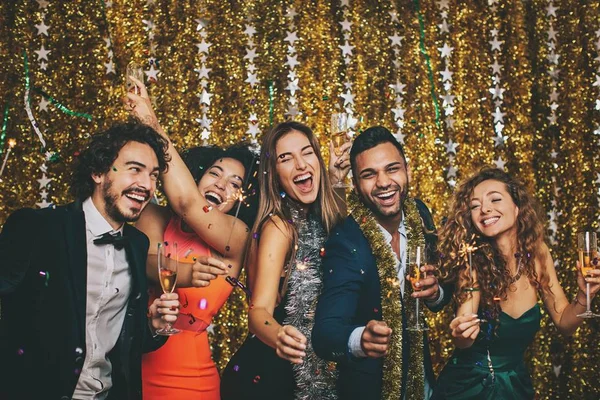 Saiba o que significa cada cor para os looks de Réveillon