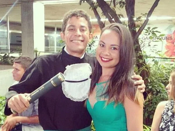 Ex-cortador de cana se forma em medicina: “Chorei demais”