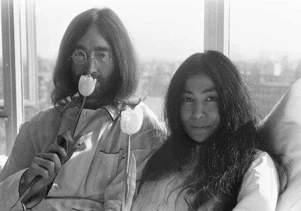 Yoko lança nova versão de Imagine no aniversário de Lennon. Ouça!
