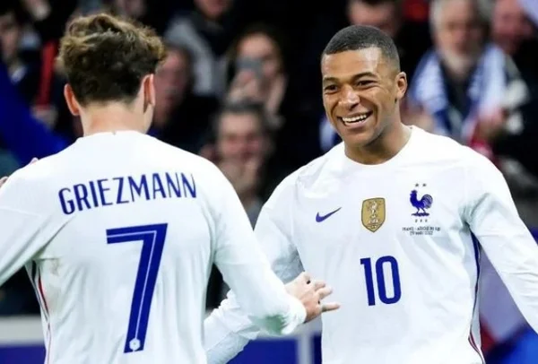 Atual campeã, França divulga convocação para a Copa; confira elenco