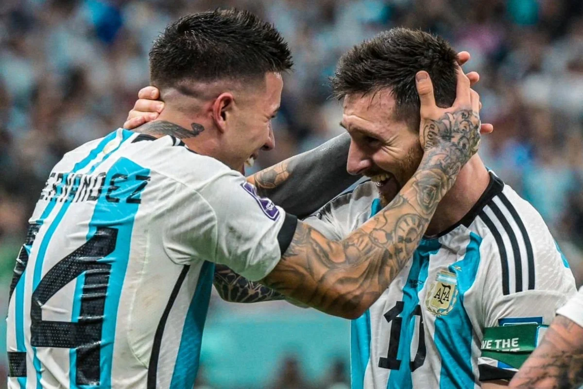 Enzo Fernández relembra sonho de jogar com Messi em carta de despedida - imagem 4 Enzo Fernández relembra sonho de jogar com Messi em carta de despedida - imagem 4