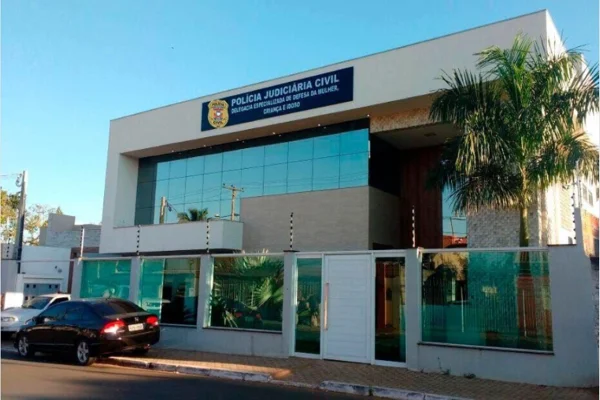 Imagem colorida,Líder religioso é preso suspeito de abusar sexualmente de adolescentes- Metrópoles