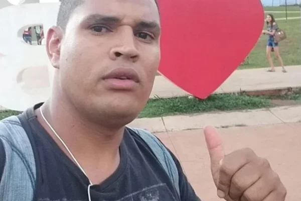 Homem acusado de matar a mulher com facada no pescoço