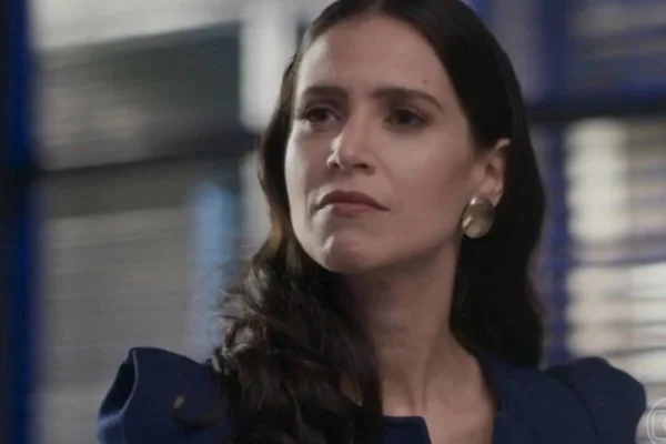 Foto colorida de Regina em Cara e Coragem - Metrópoles