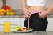 Esses alimentos são aqueles capazes de combater a retenção de líquidos, melhorar o trânsito intestinal, acelerar o metabolismo ou queimar calorias