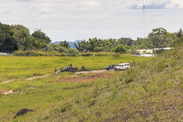 Exército da Venezuela se movimenta na fronteira com o Brasil - Metrópoles