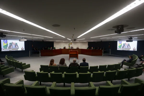Segunda Turma vai analisar decisão de Fux sobre contrato do BRB com o TJBA