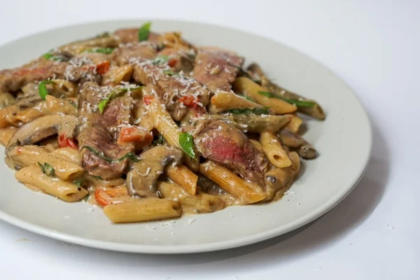 penne com carne