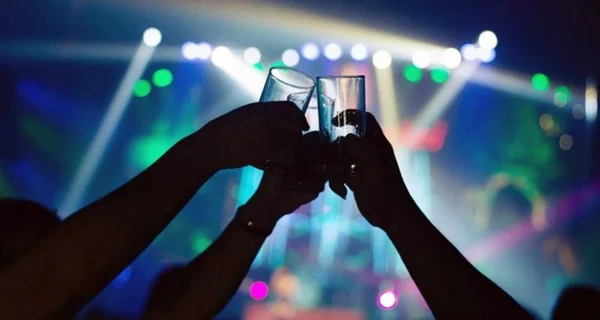 Governo do AM libera eventos com ocupação de 50% da capacidade do público