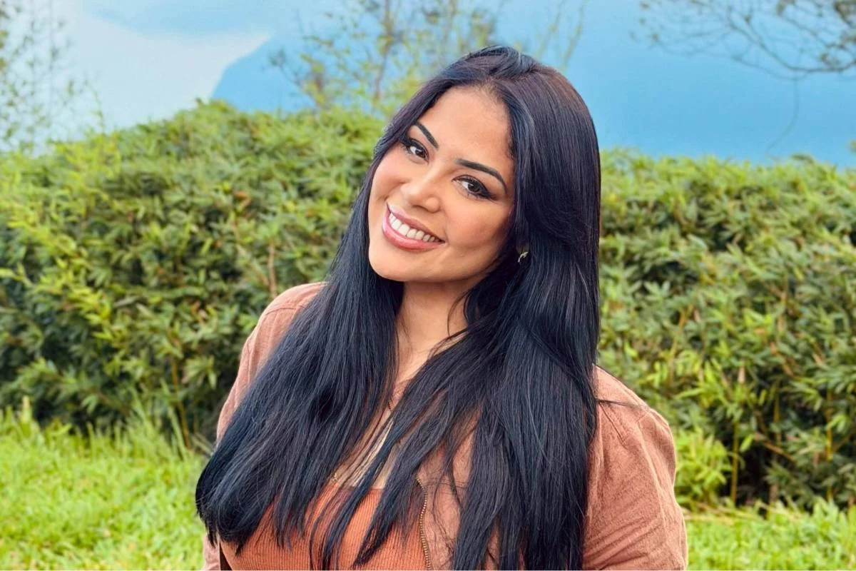 A cantora gospel Gisele Nascimento A cantora gospel Gisele Nascimento