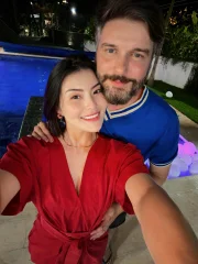 Joyce Kitamura, influenciadora, e seu marido Victor Silva