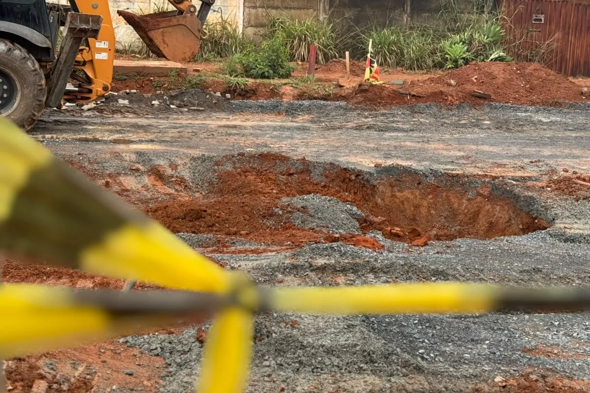 A área da obra está interditada A área da obra está interditada