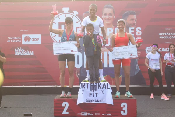 Vencedoras dos 15 km no Metrópoles Endurance - Corrida
