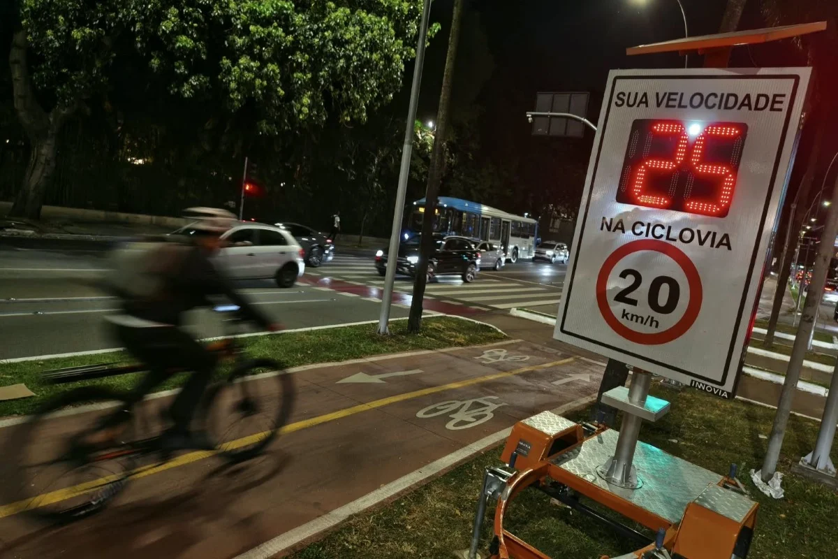 Ciclovia da Faria Lima, em São Paulo Ciclovia da Faria Lima, em São Paulo