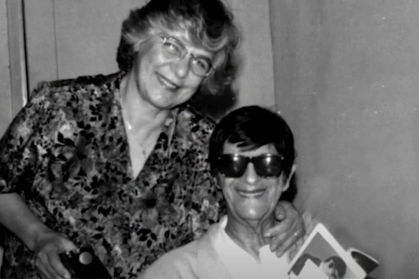 O que Chico Xavier disse sobre dona Isabel, médium que morreu aos 100