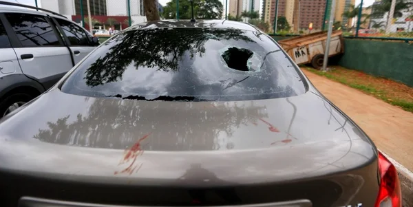 Terror nas ruas do DF. Gravações com ameaças a motoristas do Uber circulam em grupos de taxistas