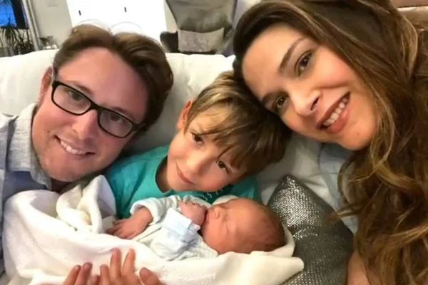 Fernanda Machado desabafa sobre alergia em cirurgia: “Quase em carne viva”