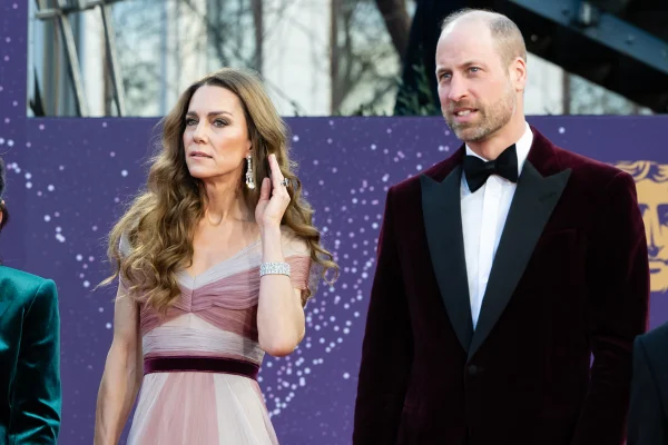 vestido da gucci usado por kate middleton no bafta 2026 - metrópoles