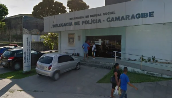 foto colorida de delegacia de camaragibe