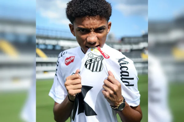 Santos renova contrato de Robinho Jr., filho de ex-atacante, até 2027