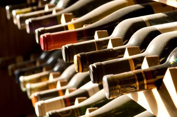 Conservação de vinhos. Confira as dicas do sommelier Guilherme Grando