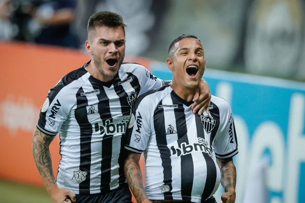 Nathan e Guilherme Arana Atlético-MG