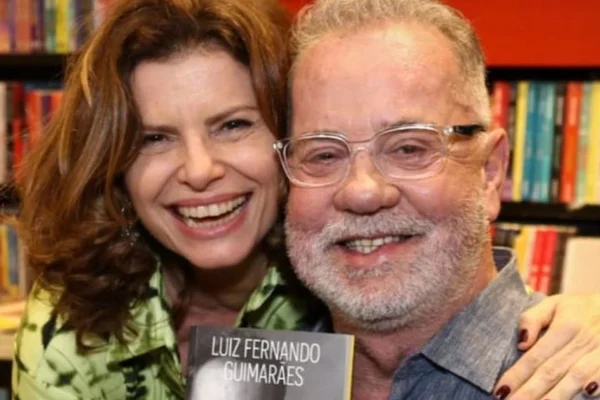 Luiz Fernando Guimarães lança autobiografia no RJ e reencontra colegas