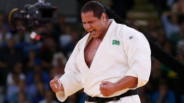 Judoca Rafael Silva conquista medalha de bronze no Grand Slam de Paris