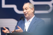 Ciro Gomes é ex-ministro de Lula
